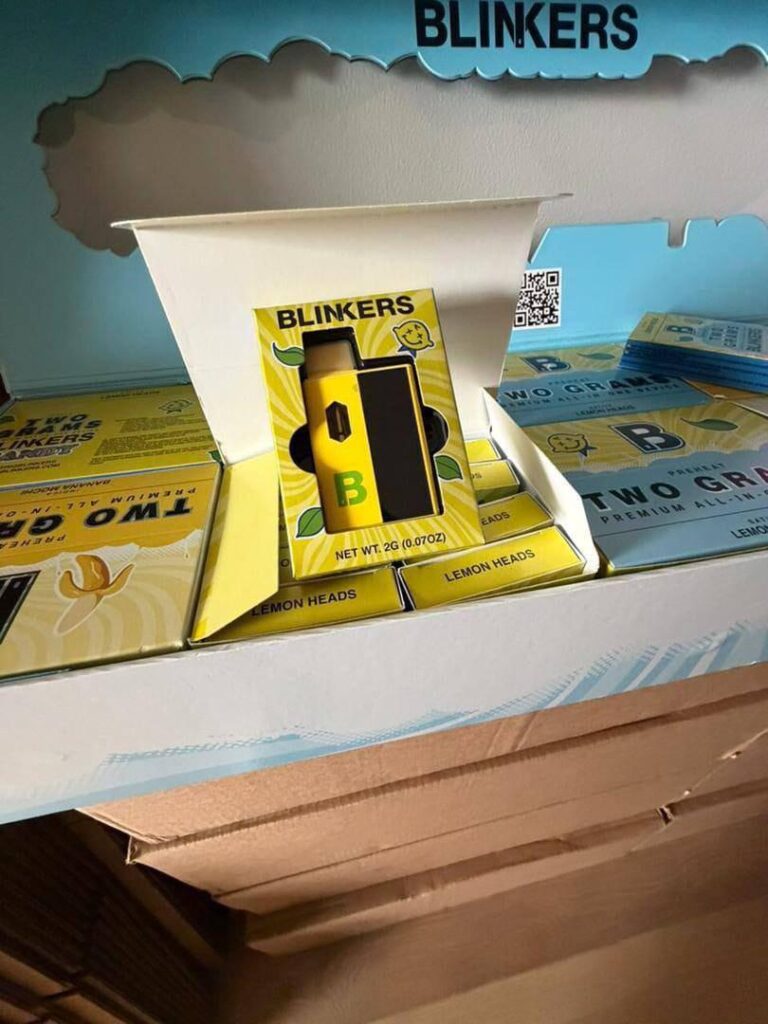 blinkers 2g disposable with pre rolls