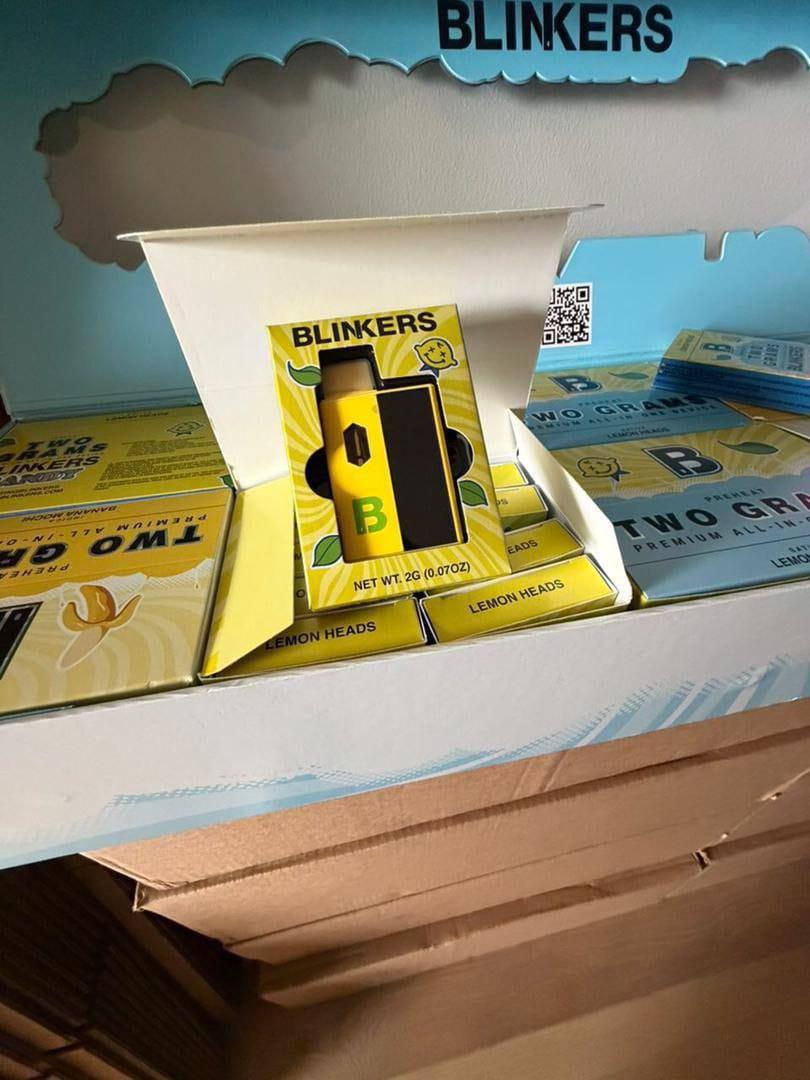 WhatsApp Image 2025-10-14 at 06.45.20_e5651a13 blinkers 2g disposable with pre rolls